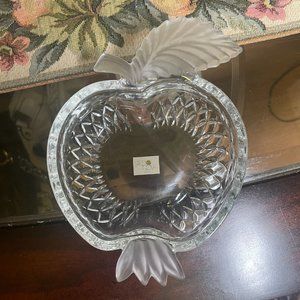 Studio Nova Apple Delight Clear Glass Candy Nuts Snack Bowl Dish Frosted Leaves
